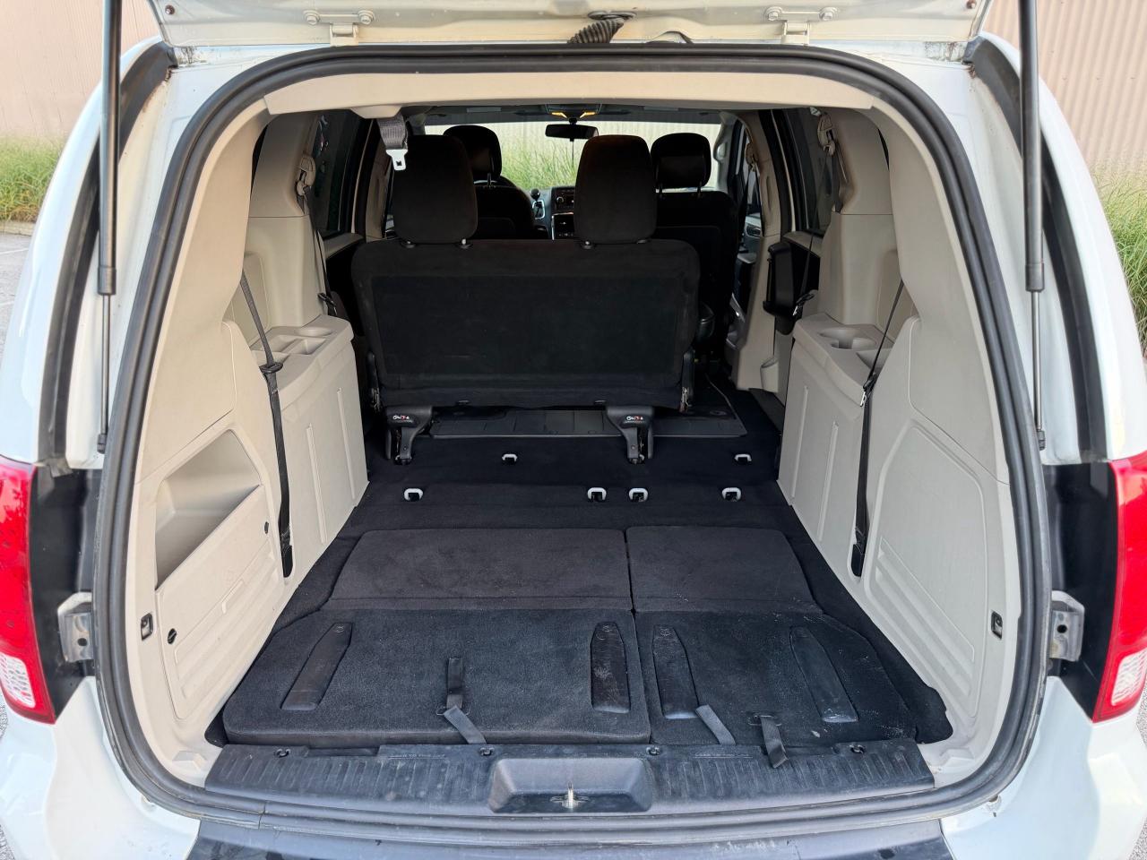 2016 Dodge Grand Caravan CANADA VALUE PACKAGE - Photo #12