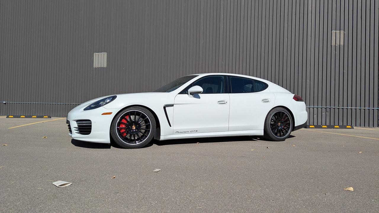 2014 Porsche Panamera GTS - Photo #5
