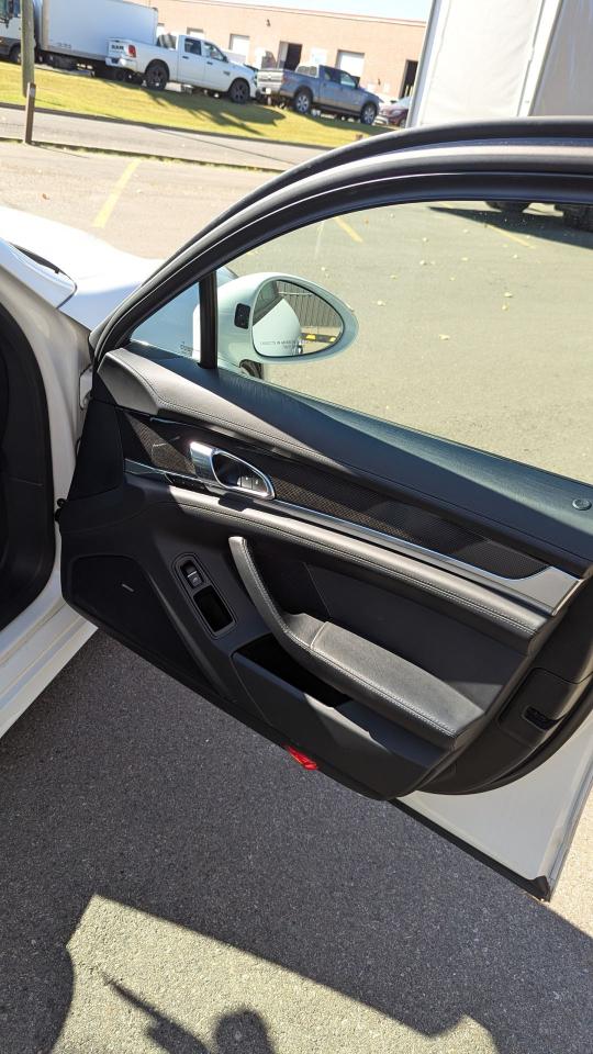 2014 Porsche Panamera GTS - Photo #14