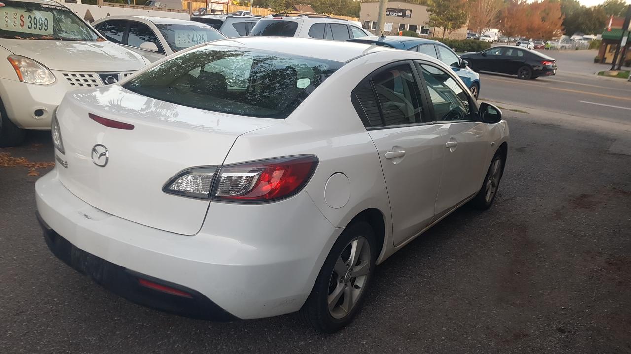 2010 Mazda MAZDA3 GX - Photo #2
