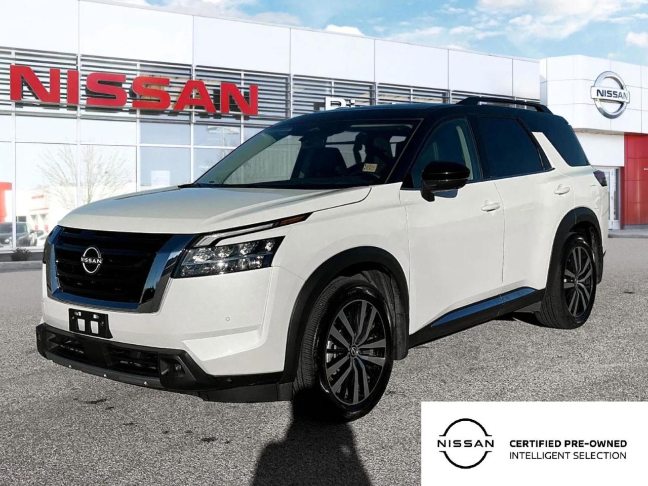 Used 2024 Nissan Pathfinder PLATINUM One Owner | Locally Owned for sale in Winnipeg, MB