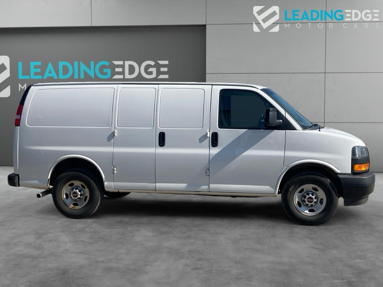 2021 GMC Savana 2500 Work Van Photo4