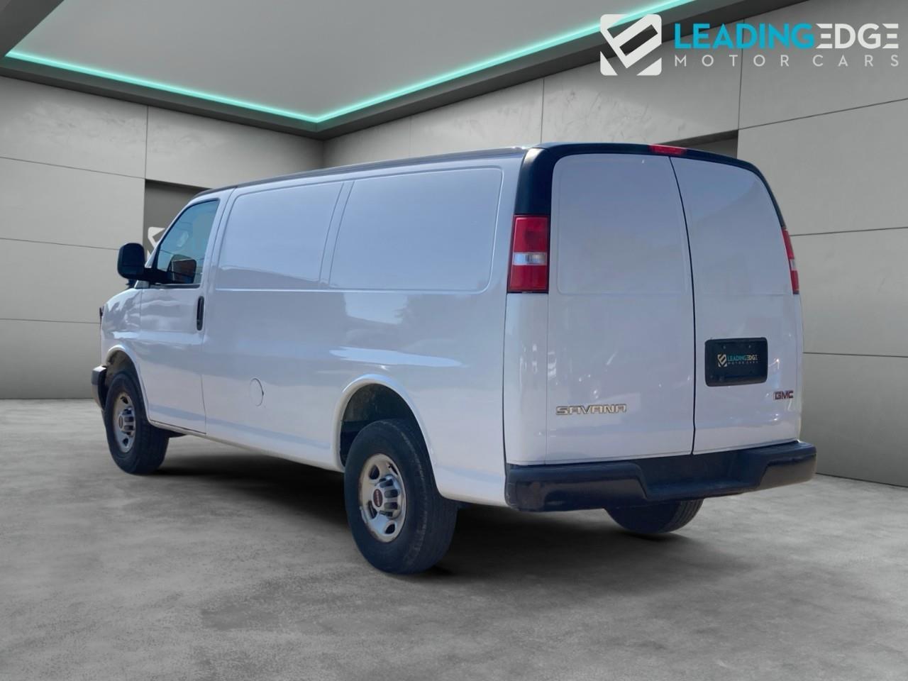 2021 GMC Savana 2500 Work Van Photo