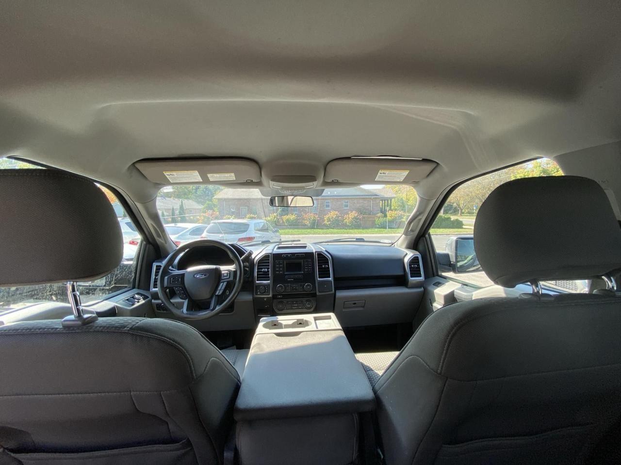 2015 Ford F-150 XLT Photo