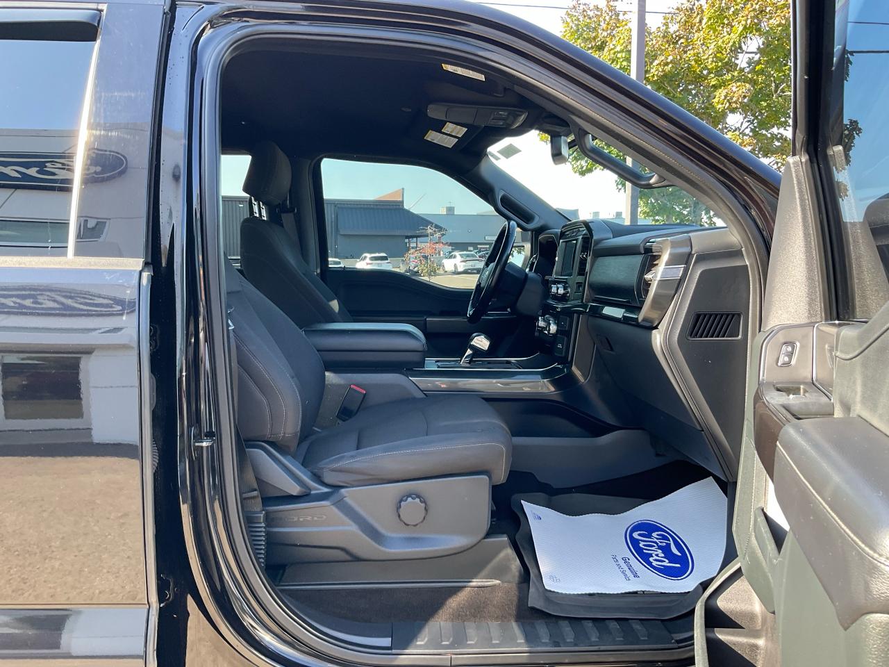 2021 Ford F-150 XLT Photo5
