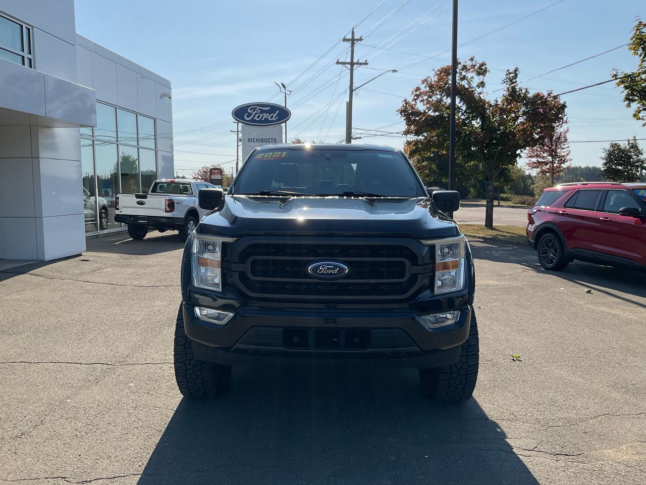 2021 Ford F-150 XLT Photo1