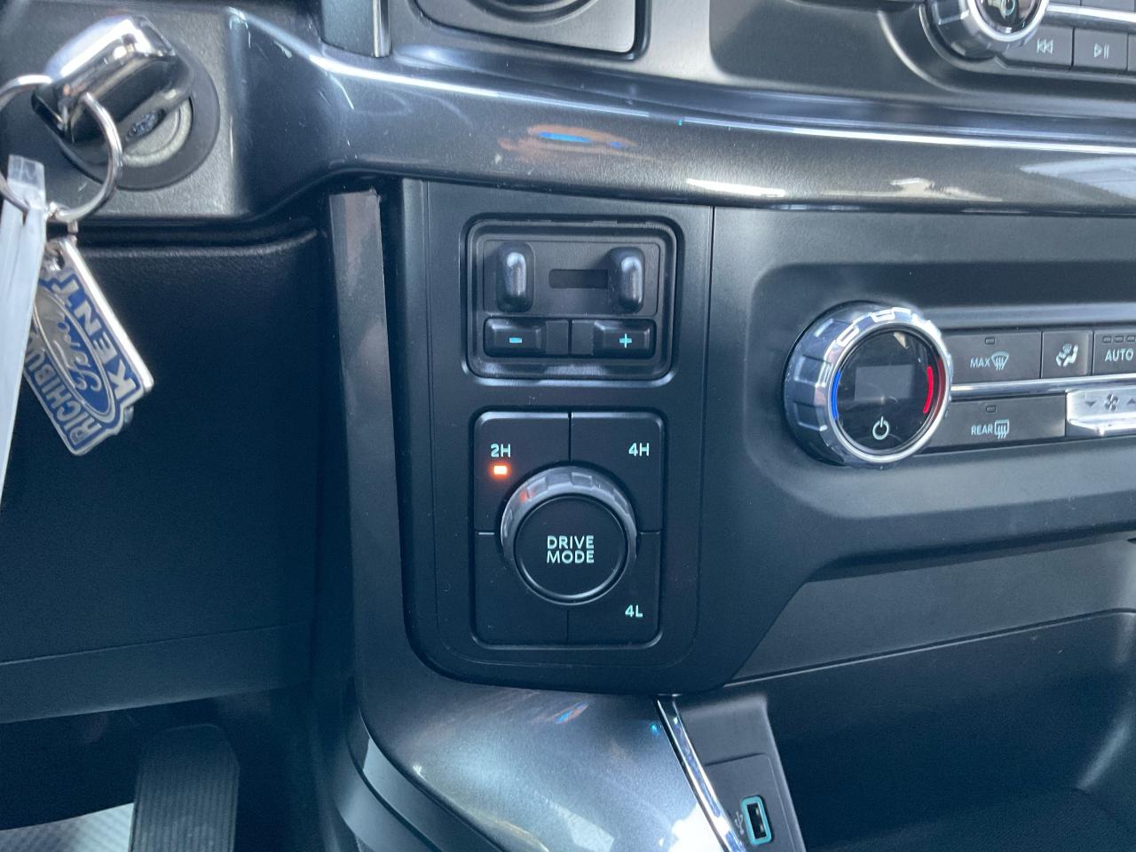 2021 Ford F-150 XLT Photo5
