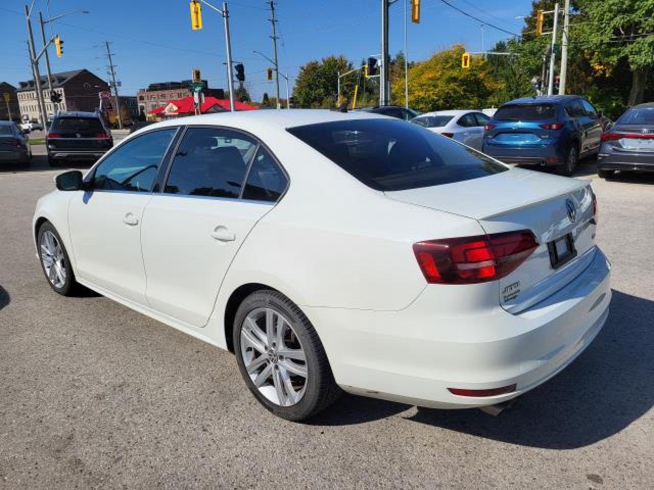 2017 Volkswagen Jetta HIGHLINE Photo27