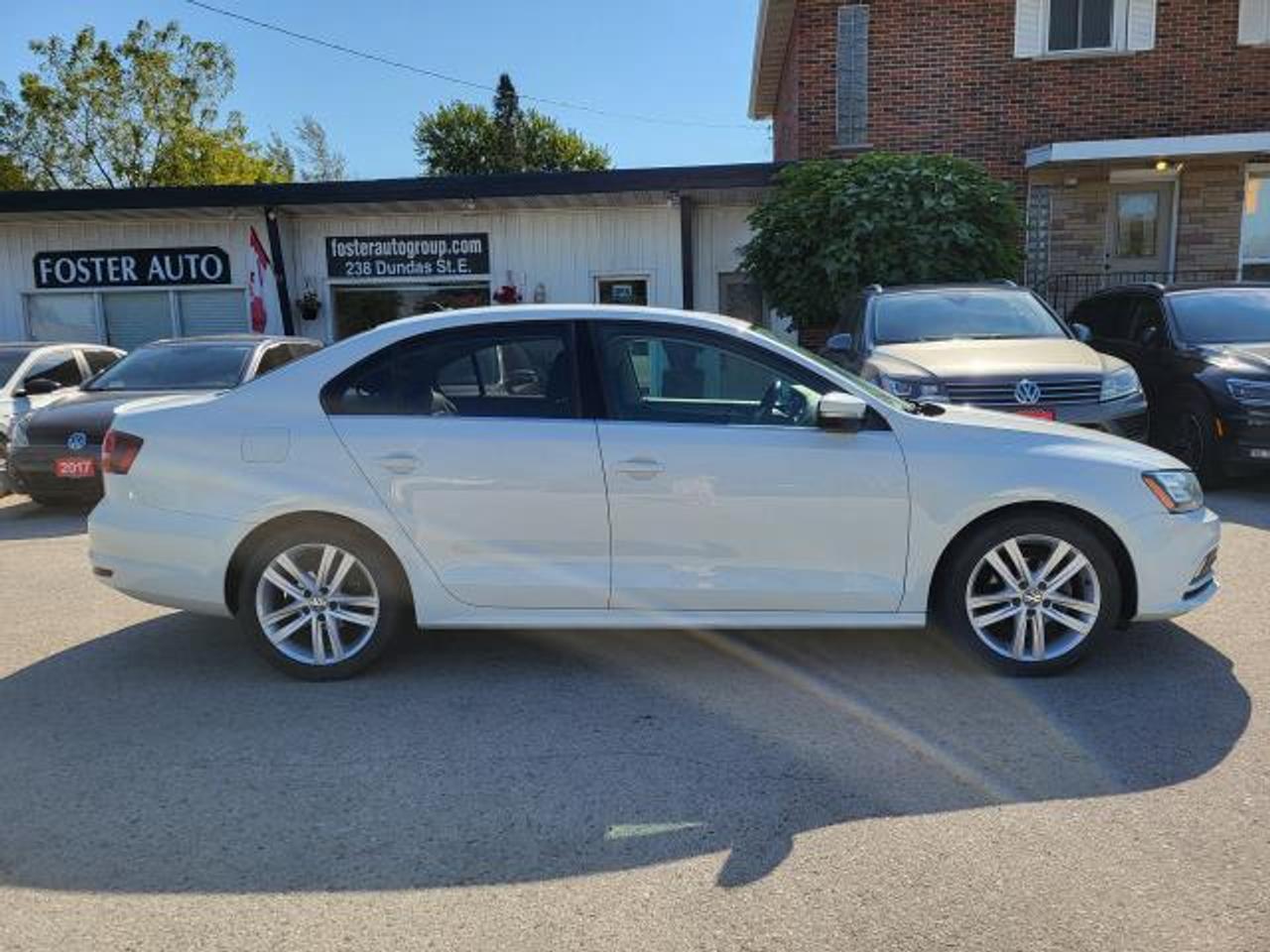 2017 Volkswagen Jetta HIGHLINE Photo
