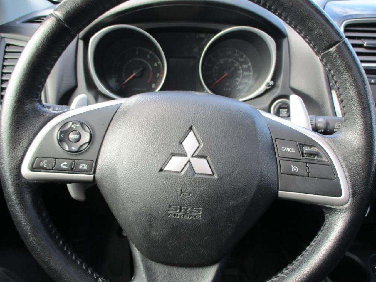 2015 Mitsubishi RVR GT 4WD Photo14