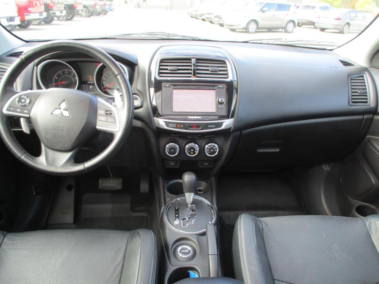 2015 Mitsubishi RVR GT 4WD Photo18
