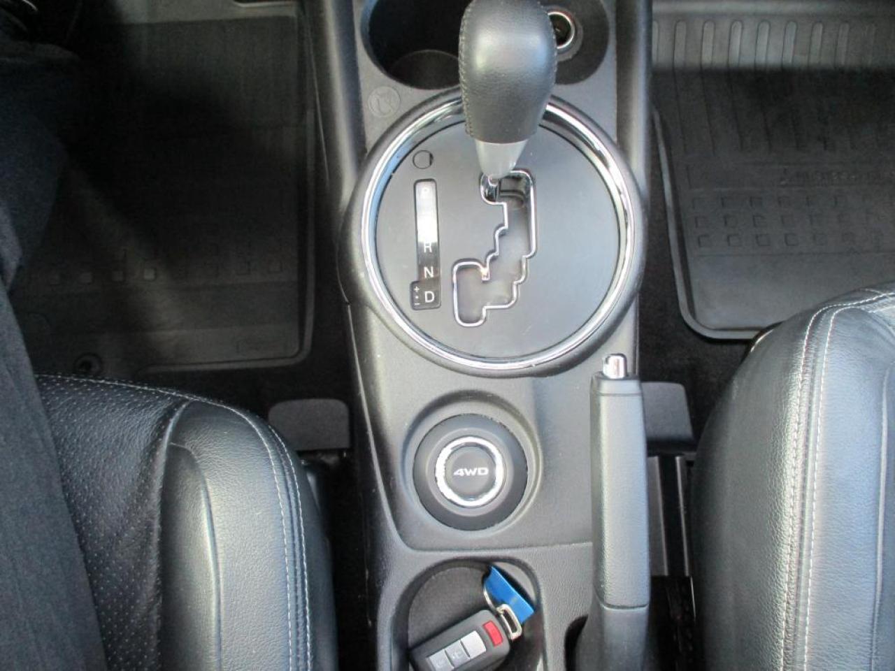 2015 Mitsubishi RVR GT 4WD Photo19