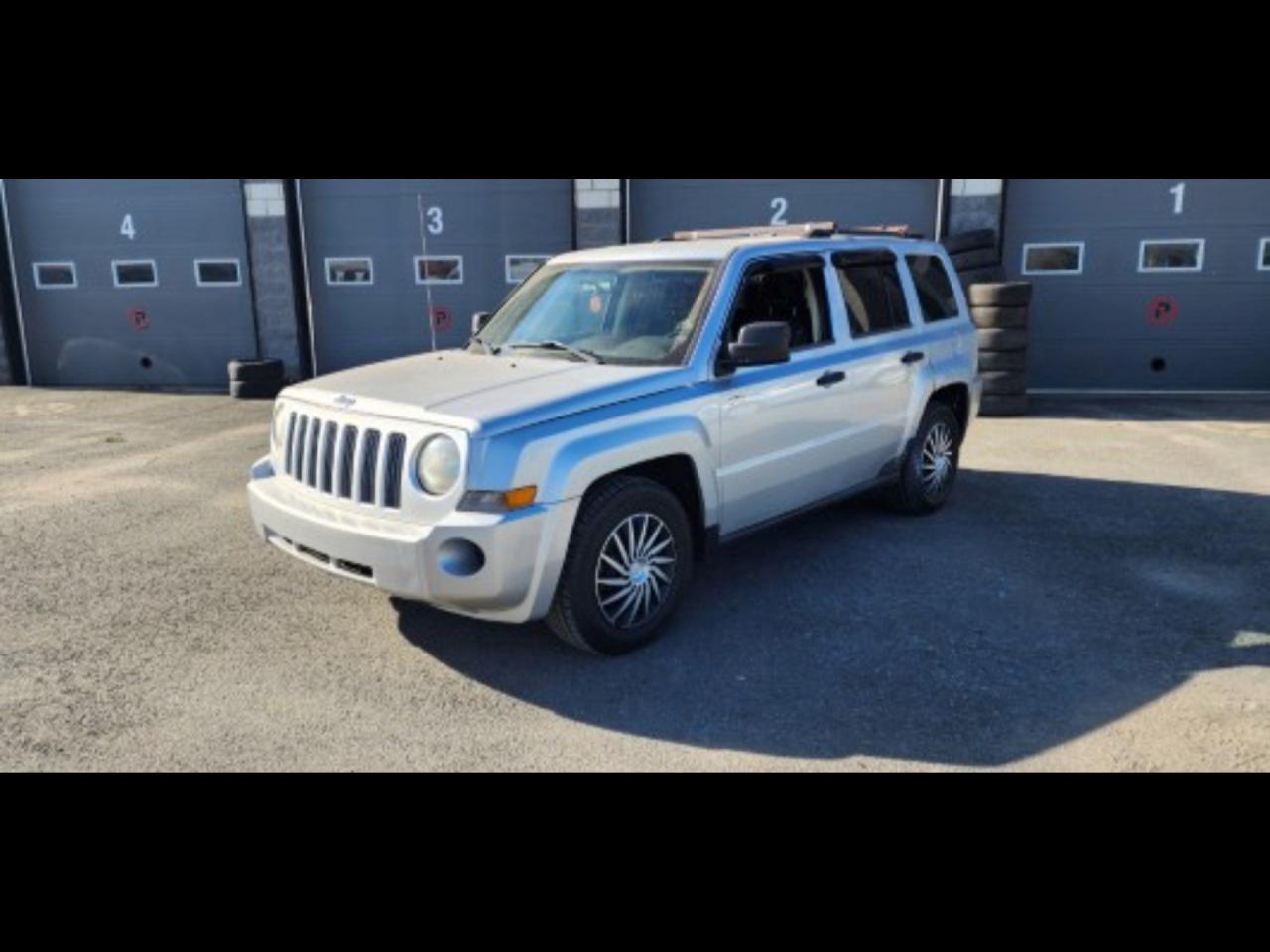 Used 2009 Jeep Patriot SPORT for sale in Drummondville, QC