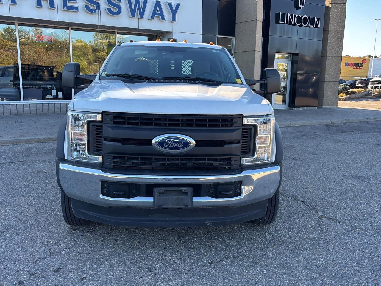 2019 Ford F-550 Super Duty DRW XL Photo5