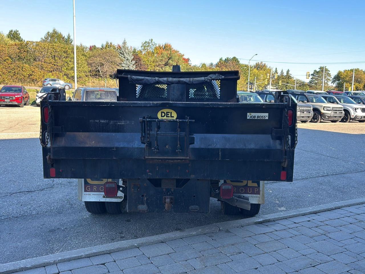 2019 Ford F-550 DUMP BOX, DIESEL, CLOTH, XL TRIM! Photo