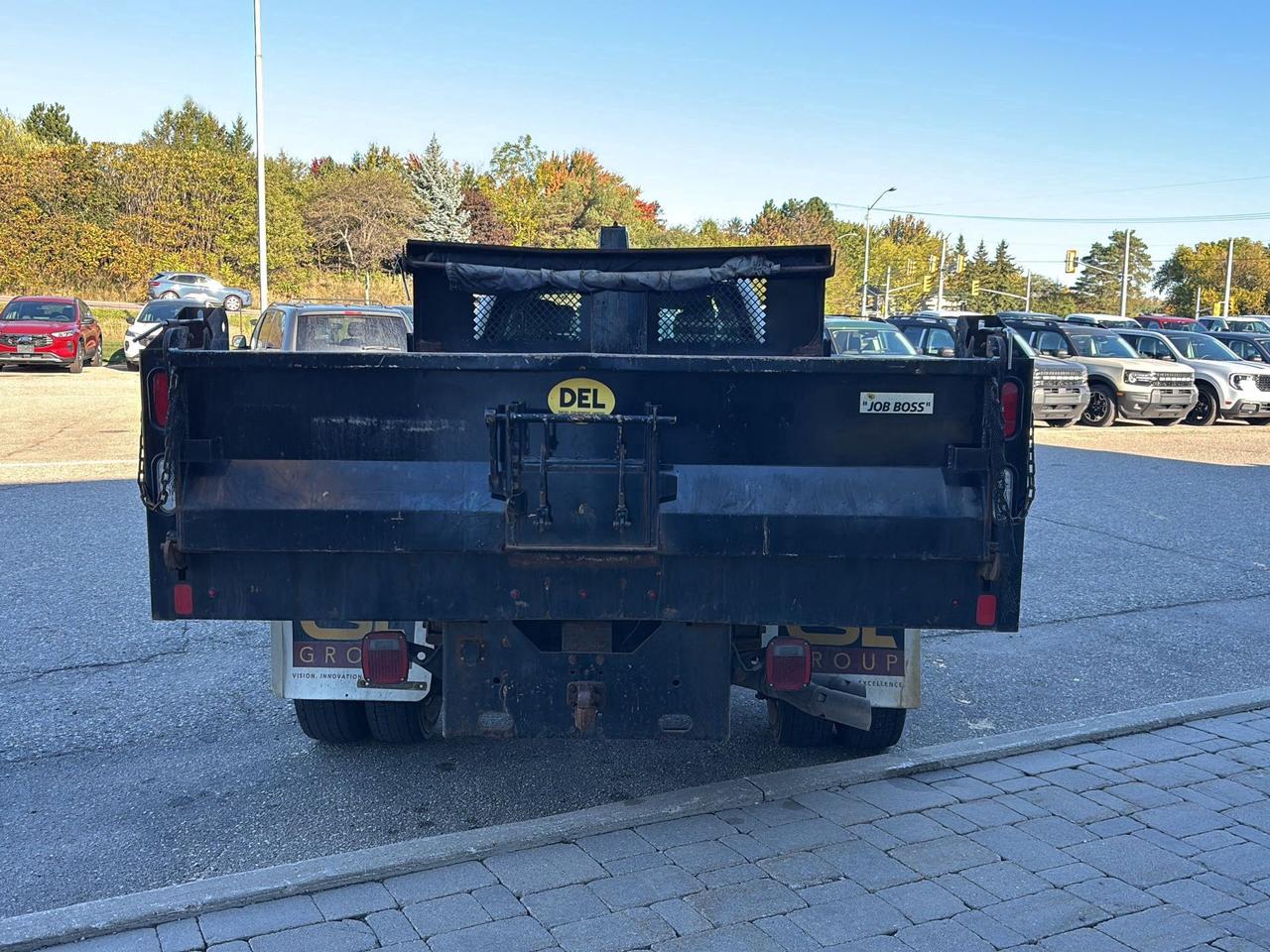 2019 Ford F-550 DUMP BOX, DIESEL, CLOTH, XL TRIM! Photo