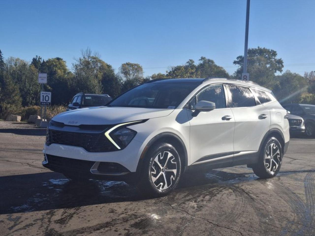 Used 2023 Kia Sportage EX AWD | Leather | Pano Roof | Nav | Heated Wheel + Seats | Adaptive Cruise | CarPlay and More ! for sale in Guelph, ON