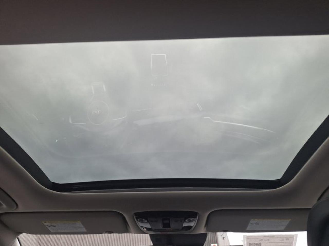 2023 Kia Sportage EX AWD | Leather | Pano Roof | Nav | Heated Wheel + Seats | Adaptive Cruise | CarPlay and More ! Photo