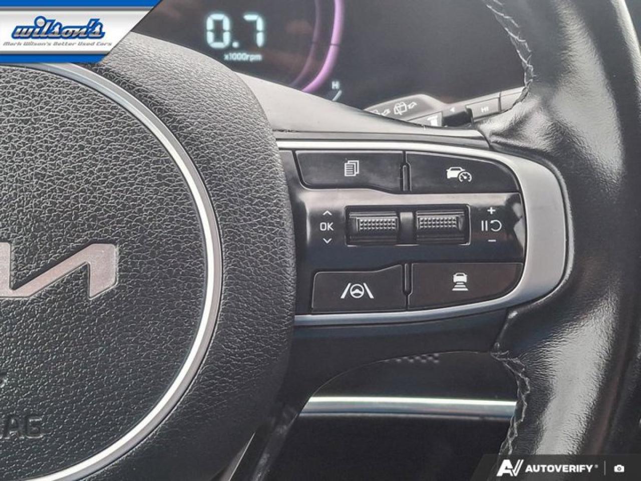 2023 Kia Sportage EX AWD | Leather | Pano Roof | Nav | Heated Wheel + Seats | Adaptive Cruise | CarPlay and More ! Photo