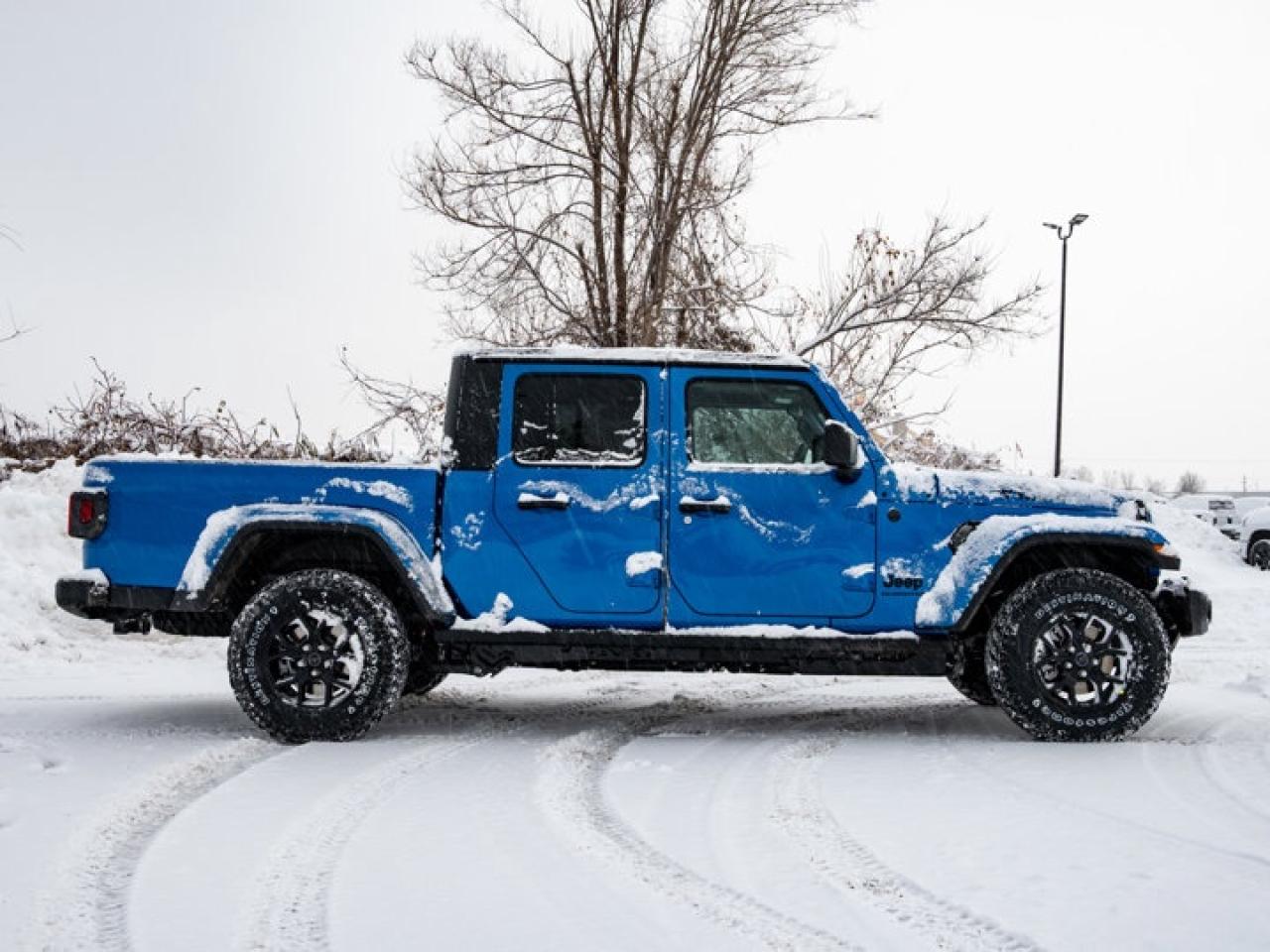 2026 Jeep Gladiator Willys Photo