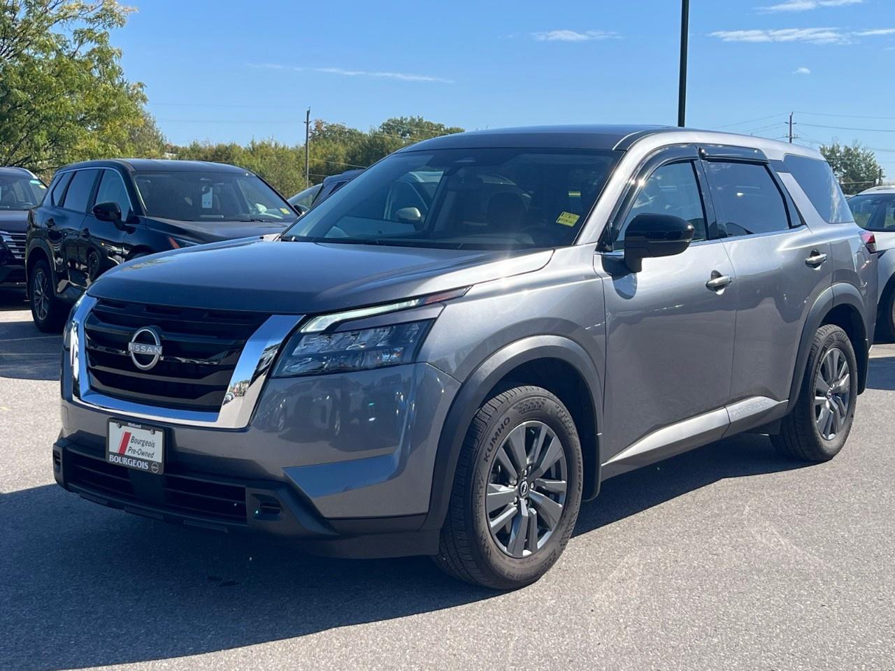 2024 Nissan Pathfinder S 4WD Photo2