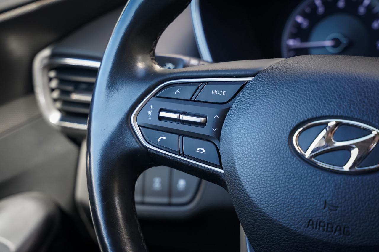 2020 Hyundai Santa Fe SE 2.4 | AWD | Safety Pkg Photo