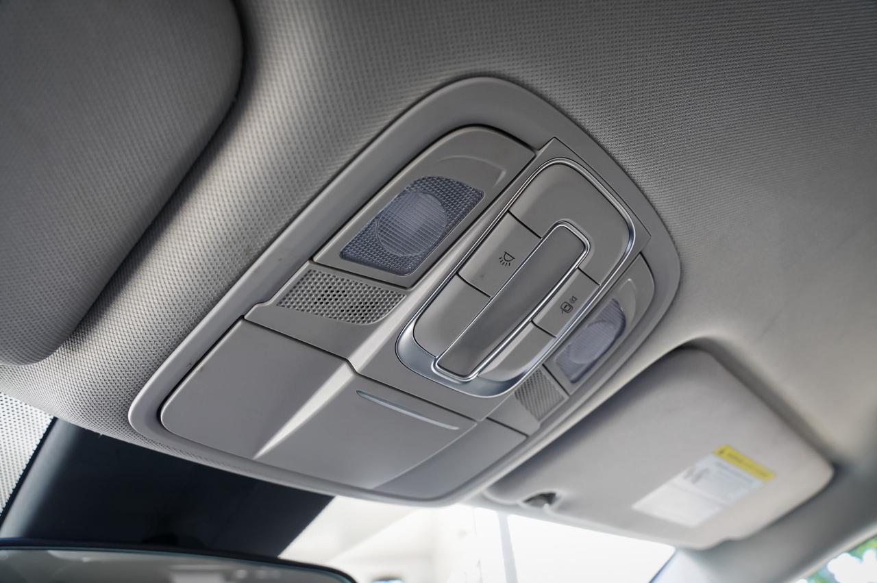 2020 Hyundai Santa Fe SE 2.4 | AWD | Safety Pkg Photo