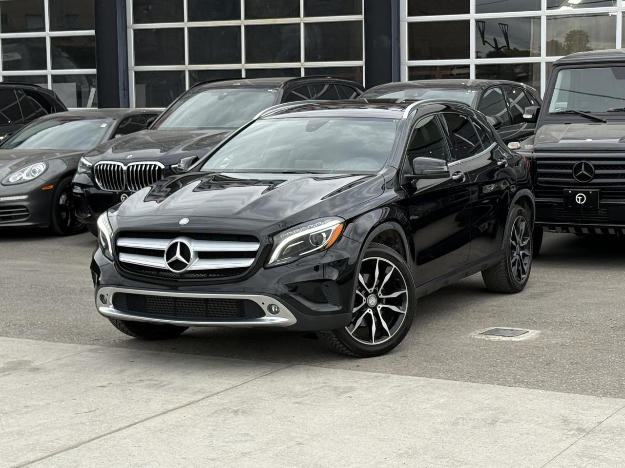 2016 Mercedes-Benz GLA 250 //AMG PKG | EXTENDED LEATHER | HARMAN KARDON Photo