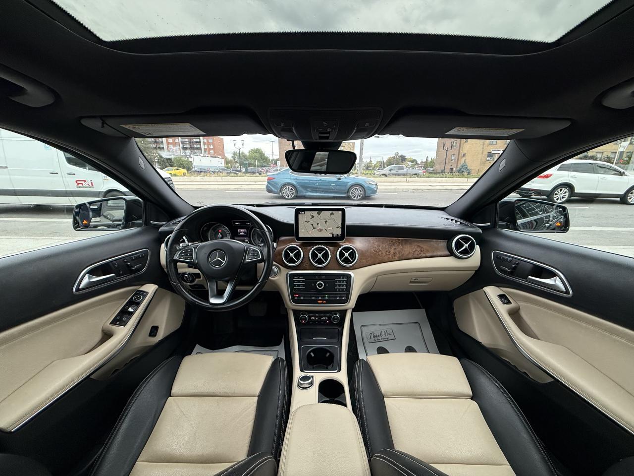 2016 Mercedes-Benz GLA 250 //AMG PKG | EXTENDED LEATHER | HARMAN KARDON Photo2