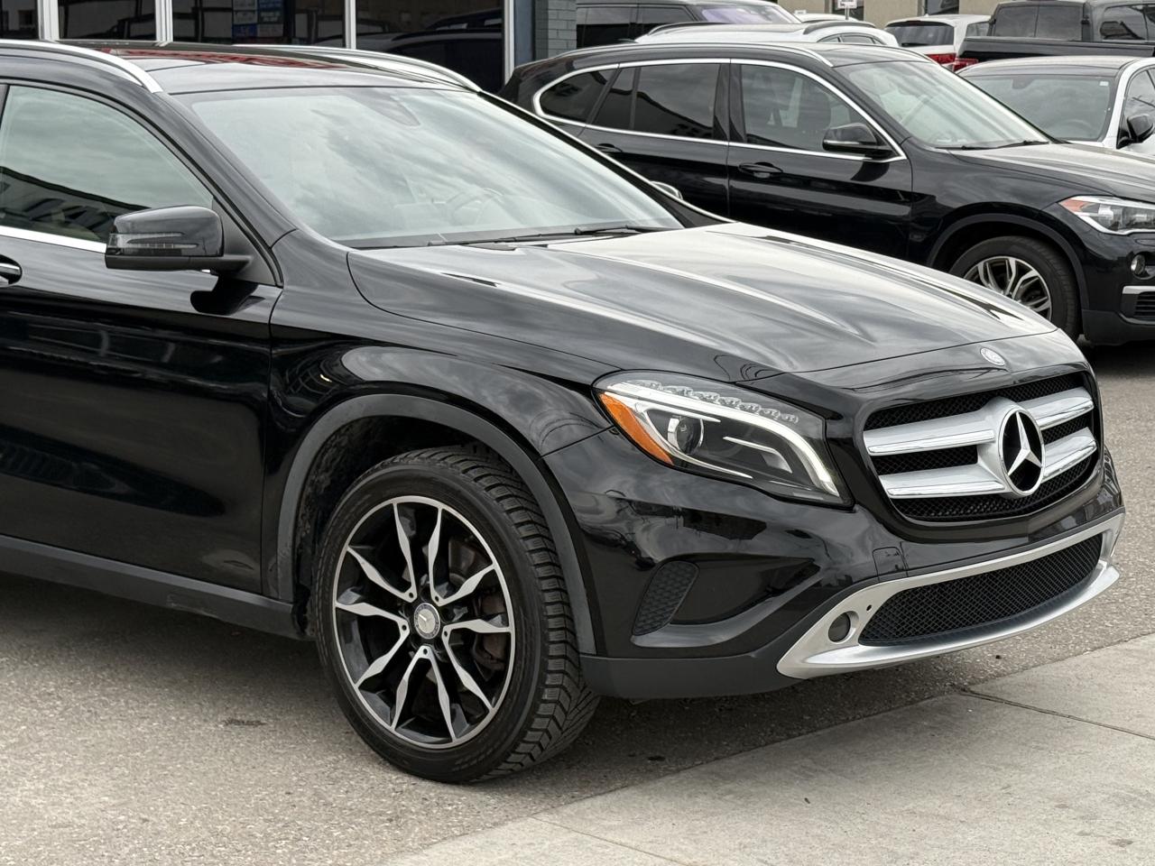 2016 Mercedes-Benz GLA 250 //AMG PKG | EXTENDED LEATHER | HARMAN KARDON Photo
