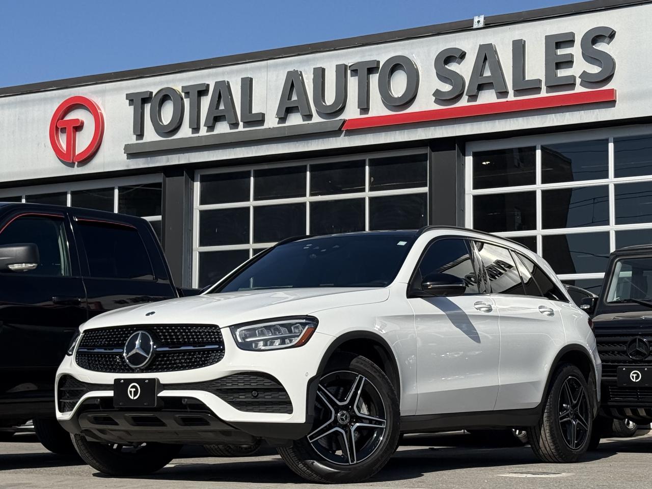 Used 2020 Mercedes-Benz GLC-Class 300 //AMG SPORT | PANO | 360 CAMERA | for sale in North York, ON
