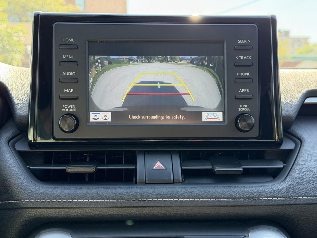 2021 Toyota RAV4 LE AWD - Photo #16