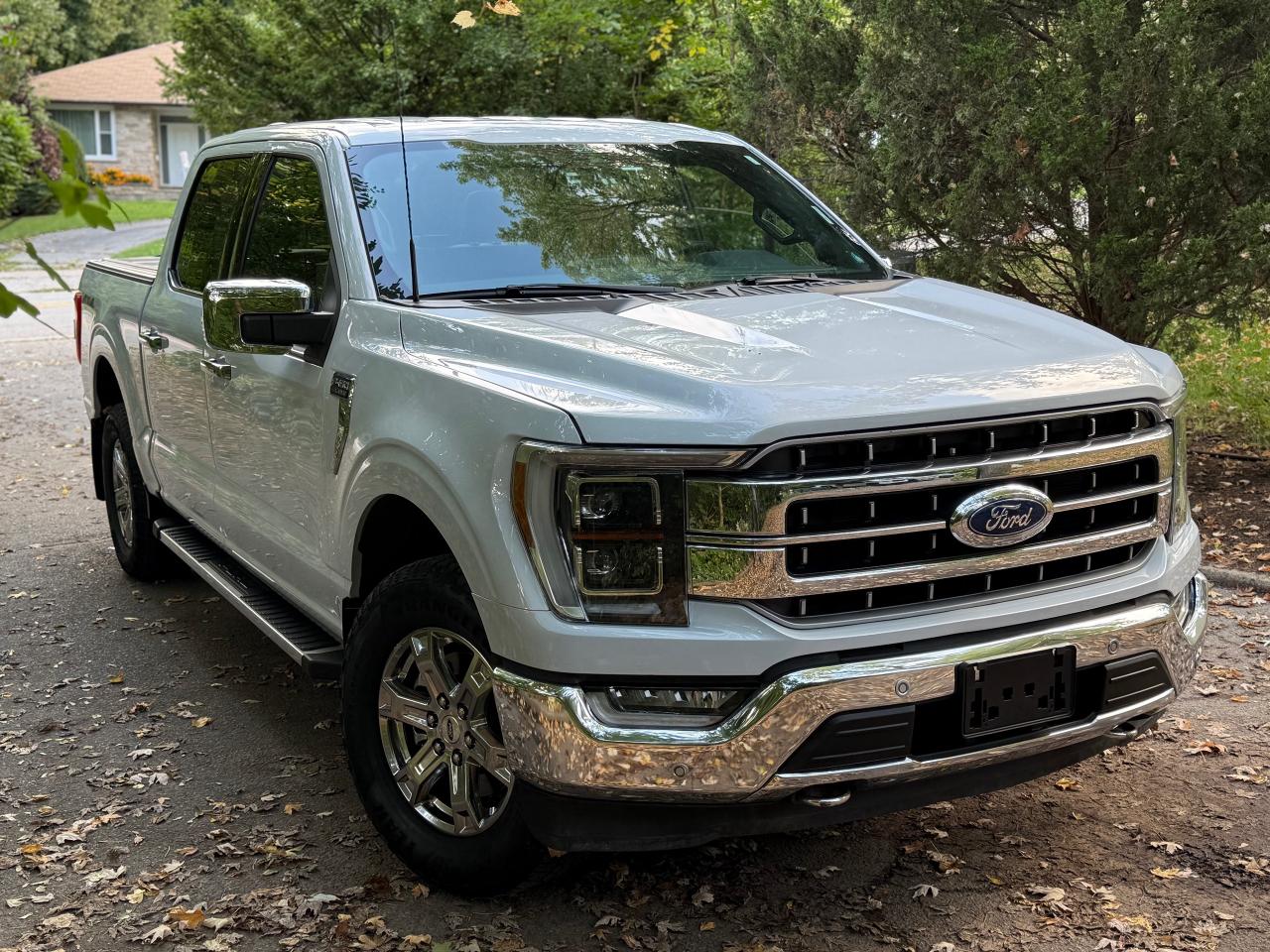 2022 Ford F-150 Lariat - Photo #2