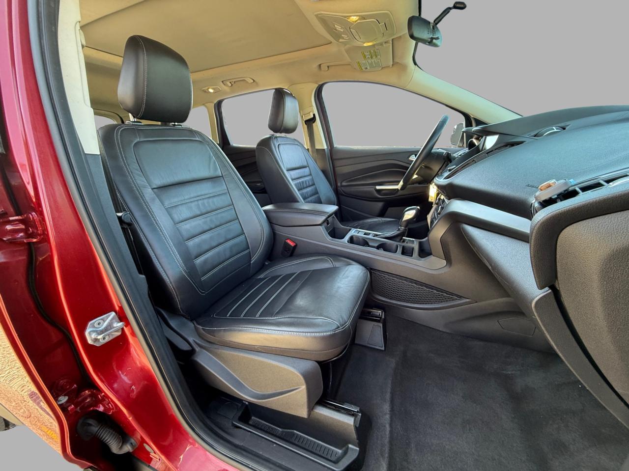 2018 Ford Escape SEL Photo