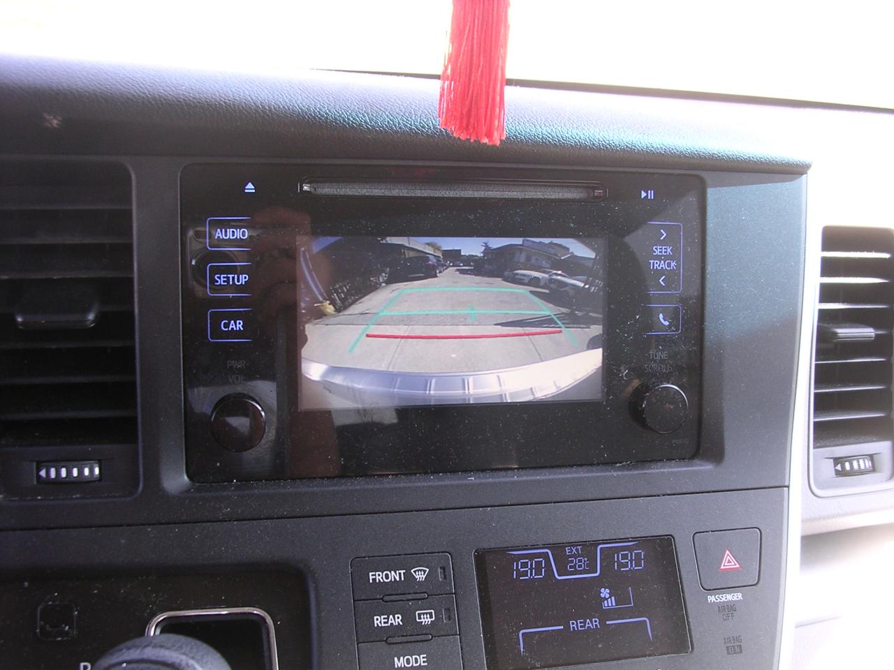 2015 Toyota Sienna 5DR 7-PASS FWD - Photo #11