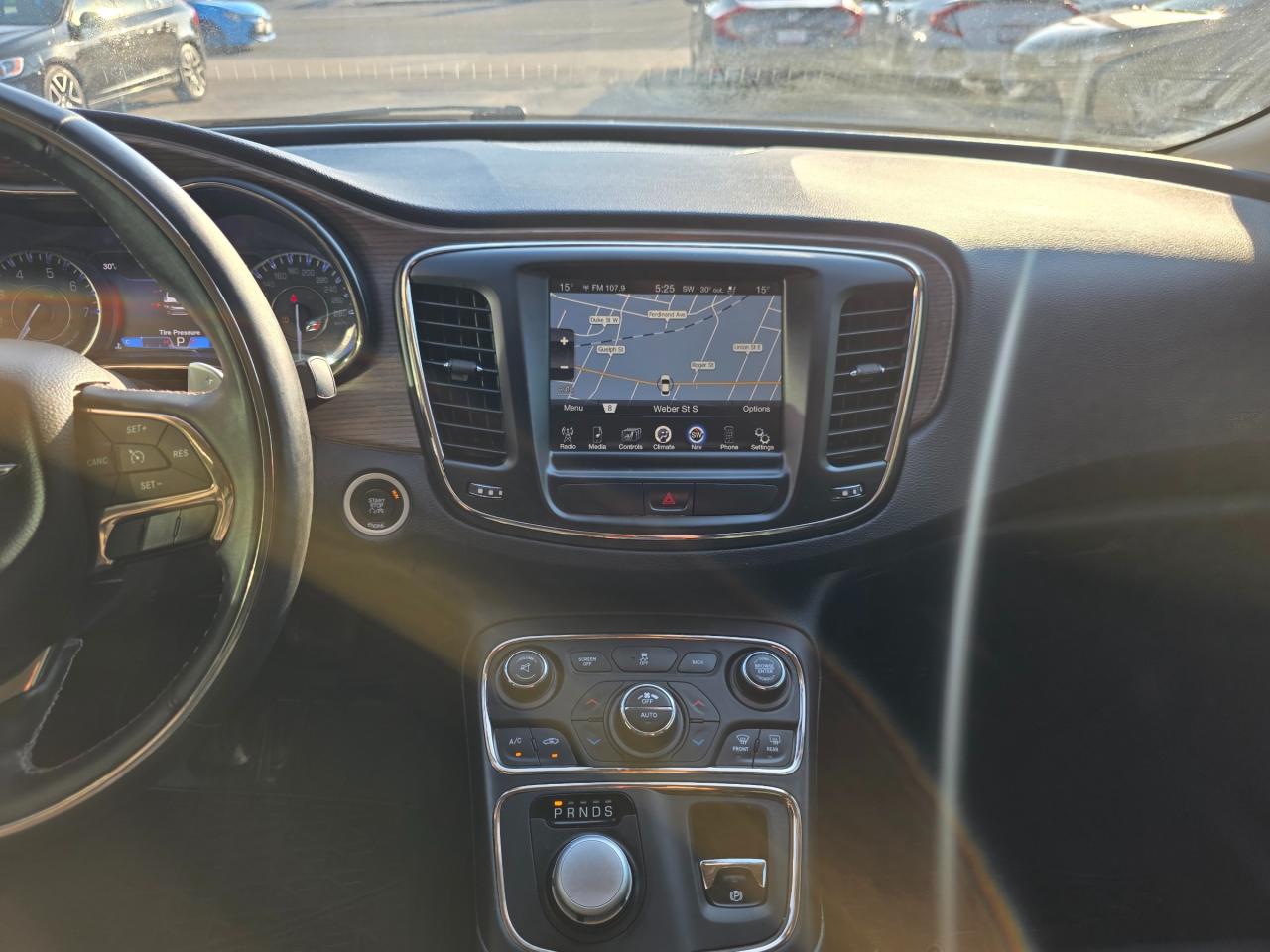 2015 Chrysler 200 C Accident Free | Leather Seats | Navigation Photo