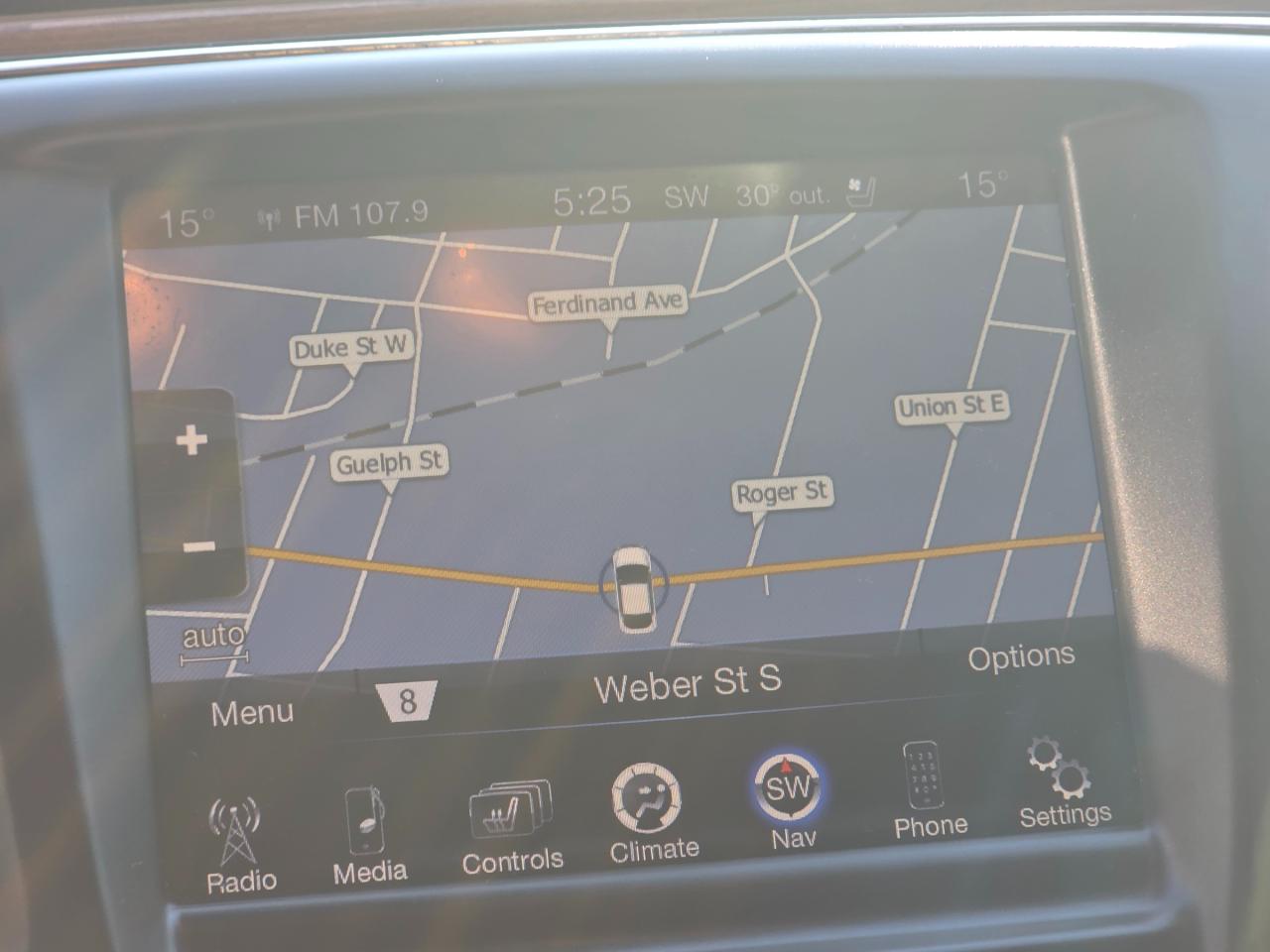 2015 Chrysler 200 C Accident Free | Leather Seats | Navigation Photo