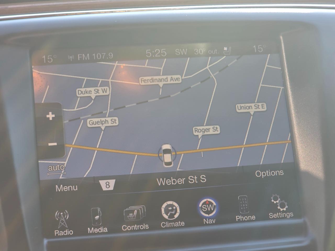 2015 Chrysler 200 C Accident Free | Leather Seats | Navigation Photo