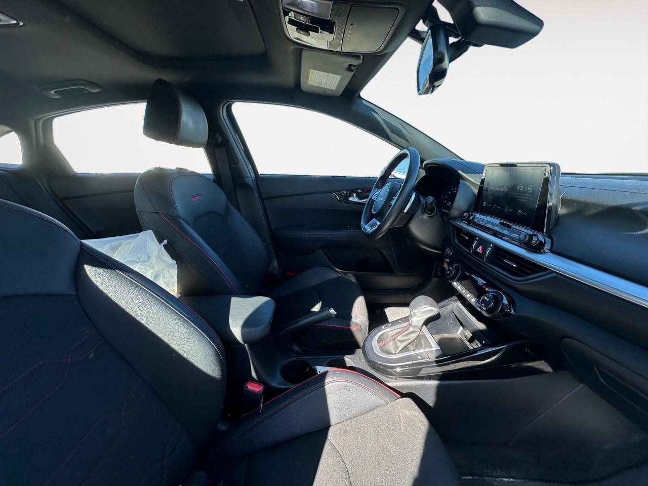 2023 Kia Forte5 GT DCT Photo