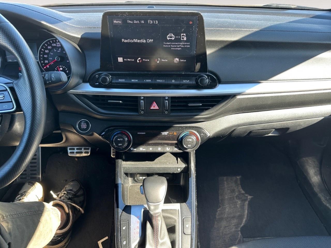 2023 Kia Forte5 GT DCT Photo