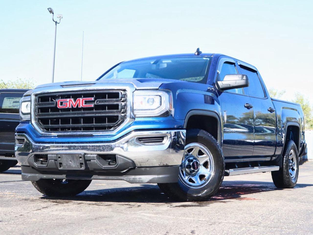 Used 2017 GMC Sierra 1500 4WD Crew Cab 143.5 for sale in Burlington, ON