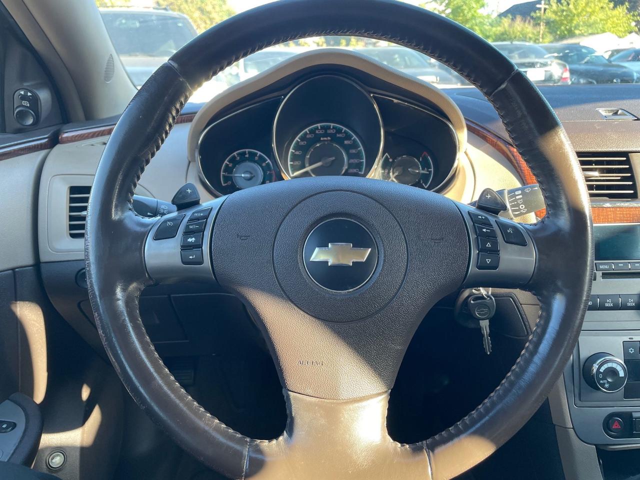 2008 Chevrolet Malibu LTZ *HEATED LEATHER SEAT, LOW KM, SAFETY INC* - Photo #9