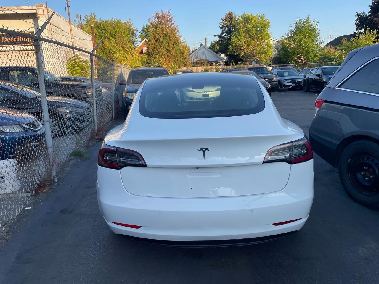 2018 Tesla Model 3 Long Range AWD *FRONT & REAR HEATED SEATS* Photo4
