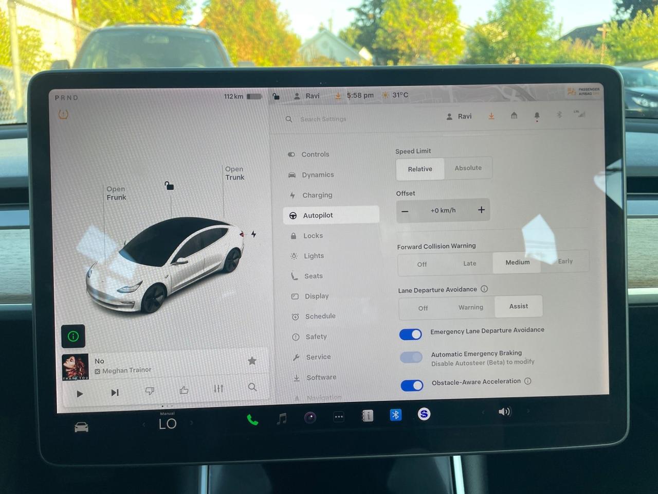 2018 Tesla Model 3 Long Range AWD *FRONT & REAR HEATED SEATS* - Photo #12