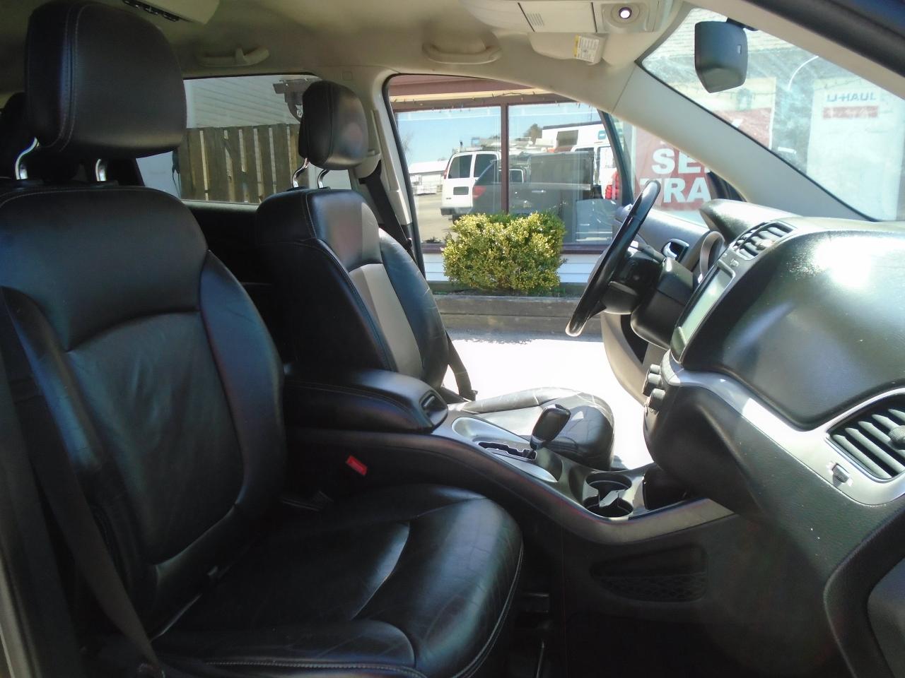 2017 Dodge Journey AWD 4dr GT 7 PASS. - Photo #34