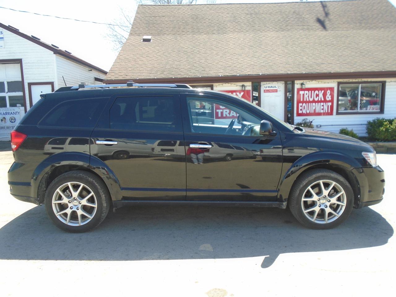 2017 Dodge Journey AWD 4dr GT 7 PASS. Photo