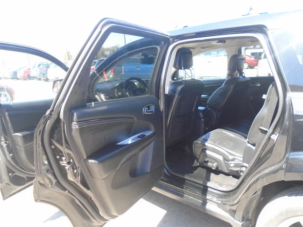 2017 Dodge Journey AWD 4dr GT 7 PASS. Photo