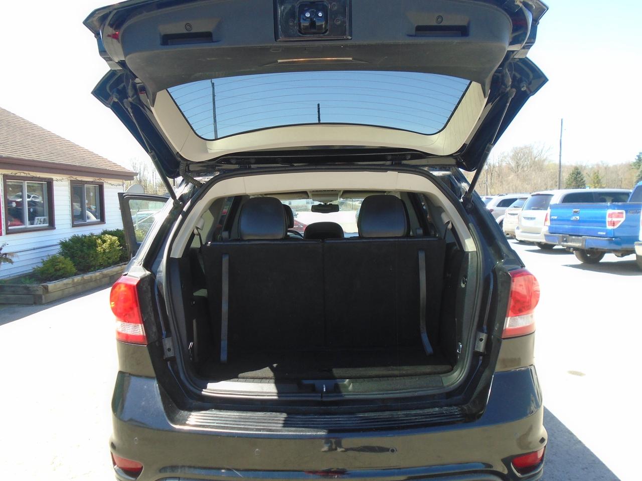 2017 Dodge Journey AWD 4dr GT 7 PASS. Photo
