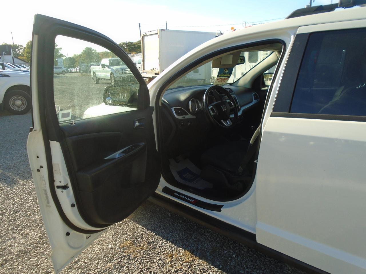 2014 Dodge Journey FWD 4DR SXT 7 Pass. - Photo #9