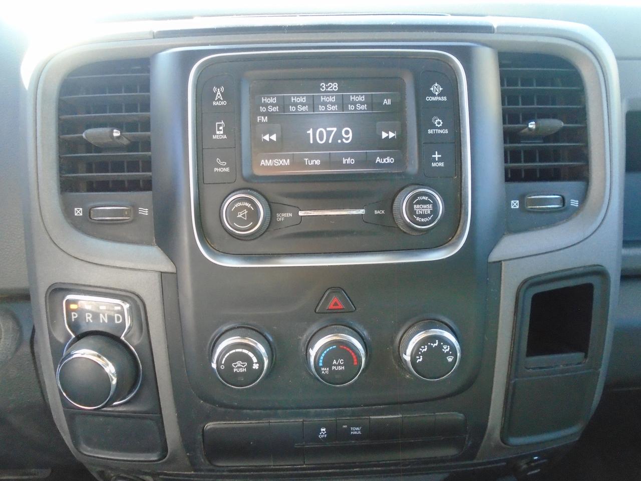 2017 RAM 1500 2WD Reg Cab 140.5  Tradesman - Photo #13